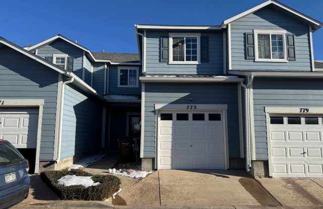 Updated 2-Bed, 3-Bath Townhome with Garage  Fenced Patio!! photos photos