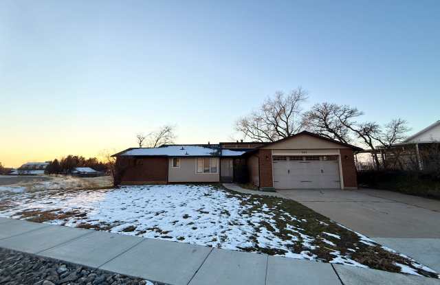 643 Woodridge Drive photos photos