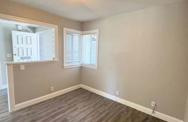 732 West Marietta Avenue photos photos