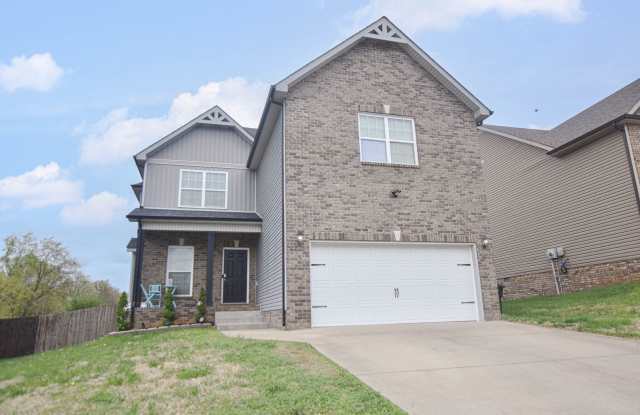Pet Friendly Three Bedroom with Bonus in Rossview! photos photos