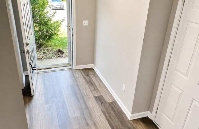 17 SNEAD Drive Gallery 3
