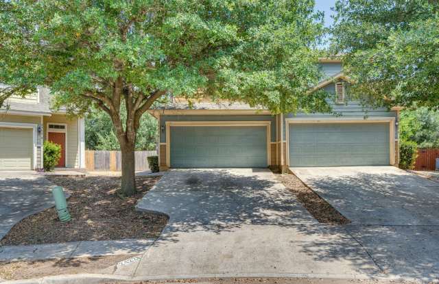Riddle Oaks Duplex - Slaughter / Manchaca - 2Bd/2.5ba/2garage - Big Yard - Renovated - $1800 photos photos