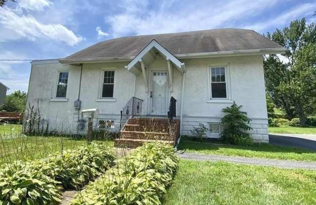 4 PRINCETON AVE photos photos