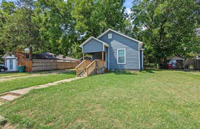 Newly Remodeled 3-Bedroom Home for Rent 902 S Montgomery, Sherman, TX Gallery 4
