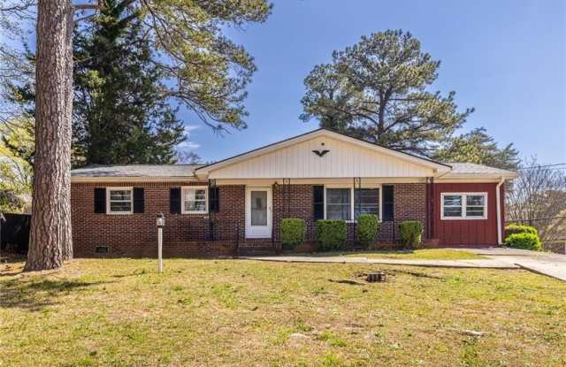 2058 Green Forrest Drive photos photos