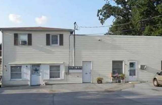 2 BR Apartment - 943 Felton Road, York County, PA 17356