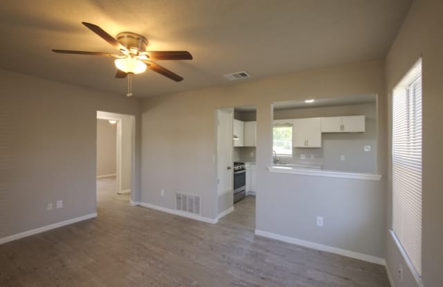 111 Sage Drive - 111 Sage Drive, San Antonio, TX 78228