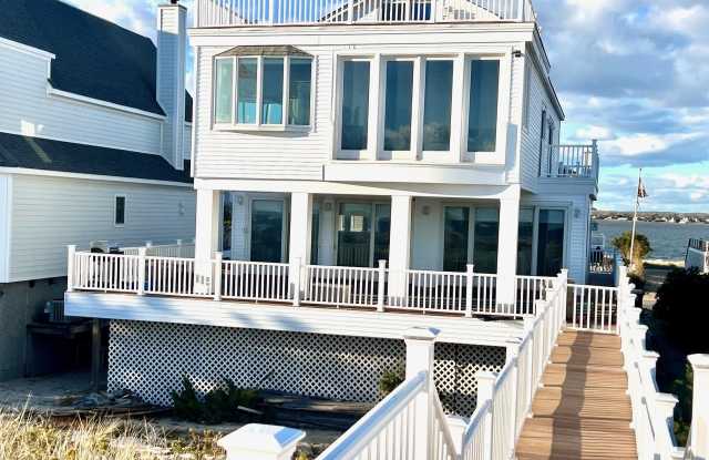 675 Dune Road Gallery 3
