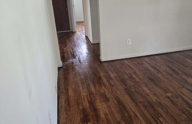 555 Longfellow Street Gallery 2