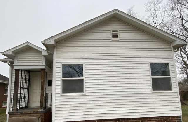 1222 N Franklin St - 1222 North Franklin Street, Danville, IL 61832