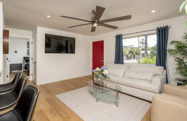 4924 North Woodmere Fairway - 2 Gallery 3