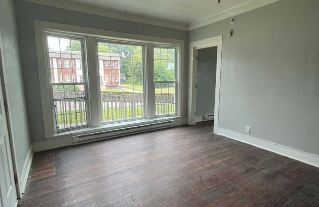727 W Park photos photos