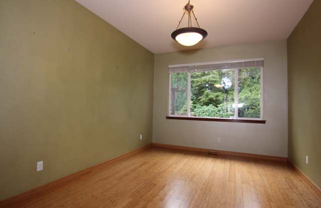 5932 NE 1st Ct Gallery 4