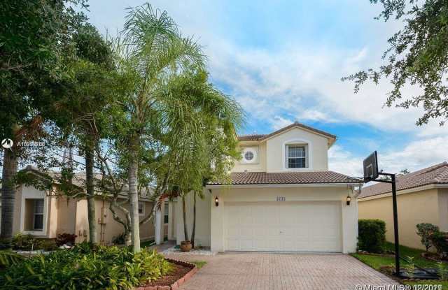 16413 Sapphire Bnd - 16413 Sapphire Bend, Weston, FL 33331