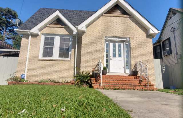 1631 South Rendon Street photos photos