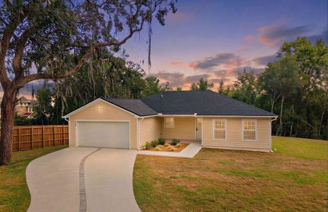 3750 Bluff Ln photos photos