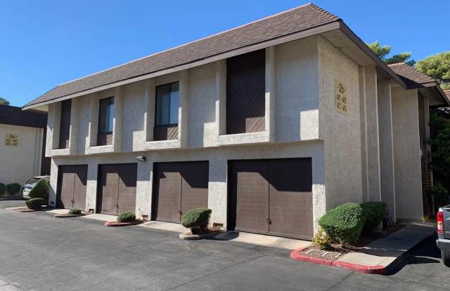 Prime 2 Bedroom Townhouse in Central LV! - 4415 Shortleaf Street, Paradise, NV 89119