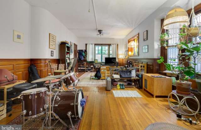 4411 PINE Street unit: 1 photos photos