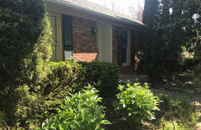 1029 Rollingwood Ln Gallery 3