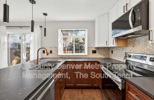 7635 S Steele Street photos photos