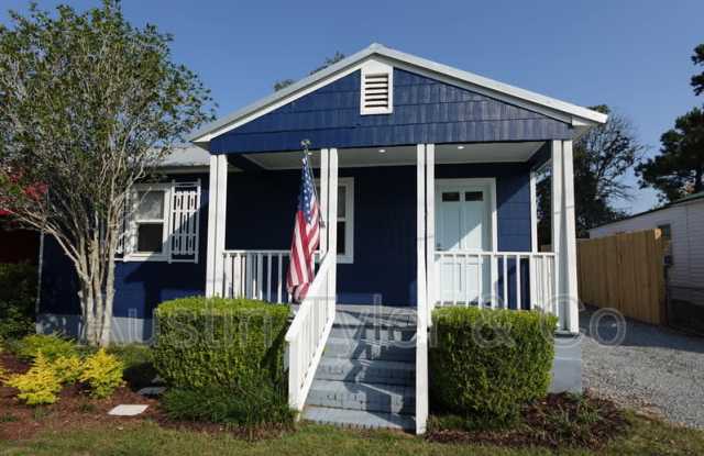 4282 Kelson Avenue - 4282 Kelson Avenue, Marianna, FL 32446