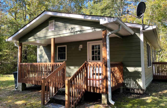 4361 East Fork Road - 4361 East Fork Road, Transylvania County, NC 28712