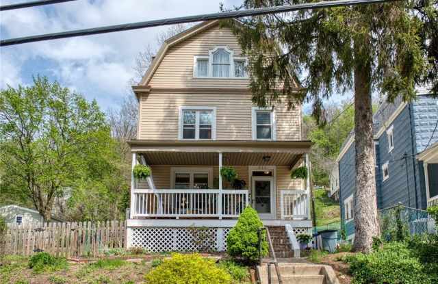 911 Nevin Ave photos photos