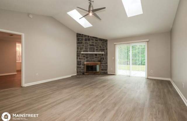 187 Annandale Drive East Gallery 3