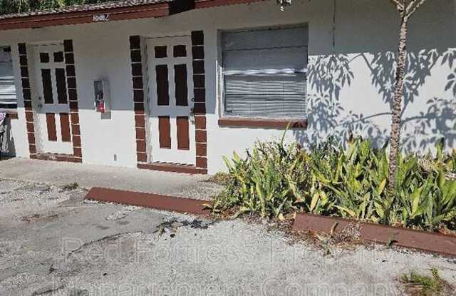 3812 Desoto Ave photos photos