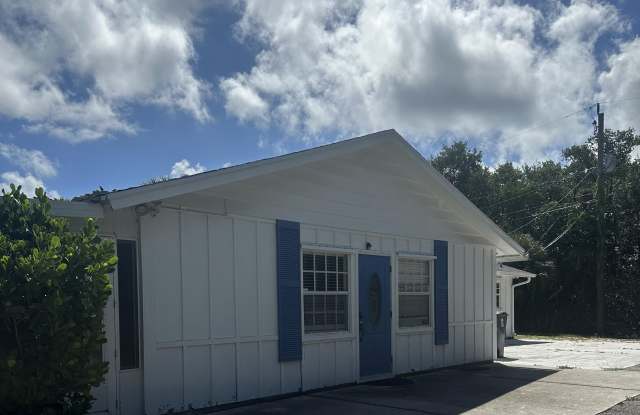 2480 Cardinal Lane Gallery 2