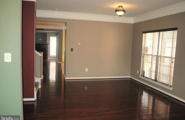 2612 RAINY SPRING COURT Gallery 3