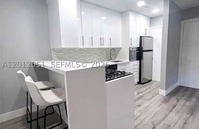 6310 SW 79th St photos photos