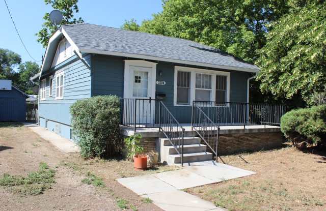 2 bed, 2 bath home in Old Town Arvada - 6902 Ralston Road, Arvada, CO 80002