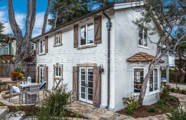 Beautiful, Remodeled Home in Carmel Point Gallery 1