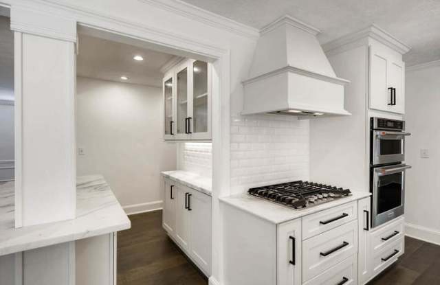 1095 Willow Bend Gallery 3
