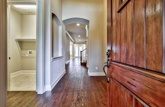 8260 Paisley Gallery 3