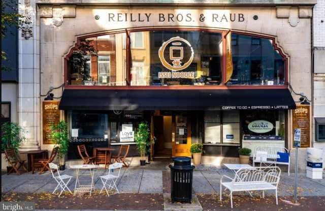 44 N QUEEN Street - 44 North Queen Street, Lancaster, PA 17603