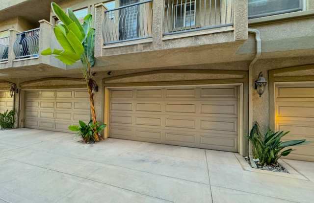 Stunning 2 Bed / 2.5 Bath Condo with 2-Car Garage in North Park photos photos