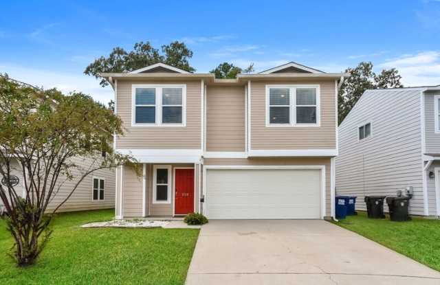 110 Blackwell Ct - 110 Blackwell Court, Owens Cross Roads, AL 35763