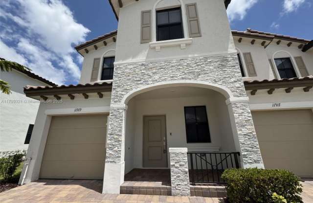 11919 SW 247th Ter photos photos
