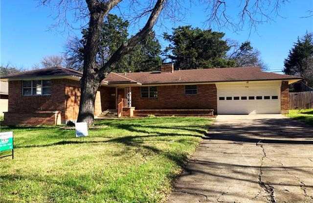 724 Misty Glen Lane - 724 Misty Glen Lane, Dallas, TX 75232