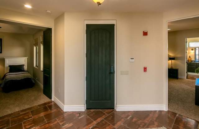 2585 Arizona 95 Gallery 2