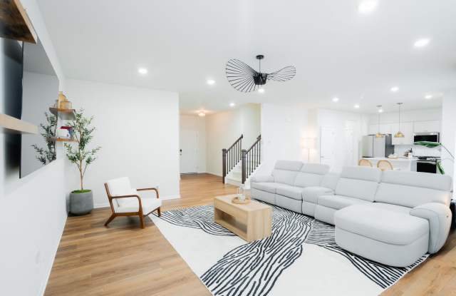 6037 Fieldstone Circle photos photos