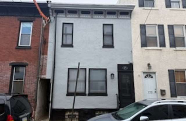 Great updated 3 Bedroom Row home in Manayunk for rent $2,200/month photos photos