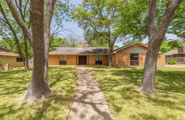 4bd/2ba in Temple, TX - 4506 Walnut Road, Temple, TX 76502