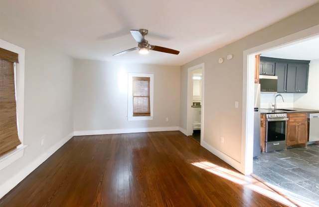 Remodeled 1BD/1BTH Apartment in the Heart of the Paseo District - 1019 Northwest 34th Street, Oklahoma City, OK 73118
