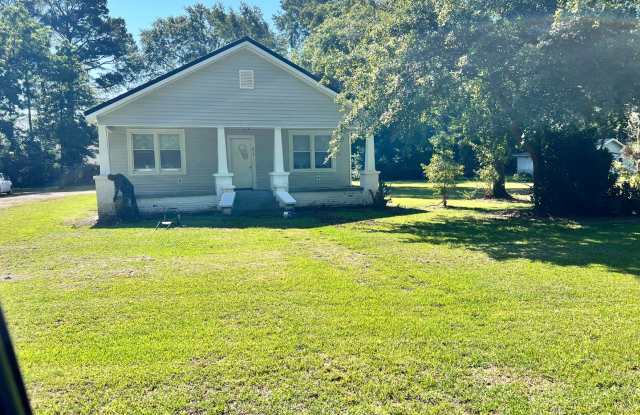 3 Bedroom  2.5 Bath  with nice open yard! photos photos