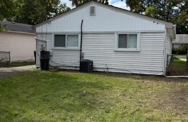 3 Bedroom Ranch - Madison Heights Gallery 4