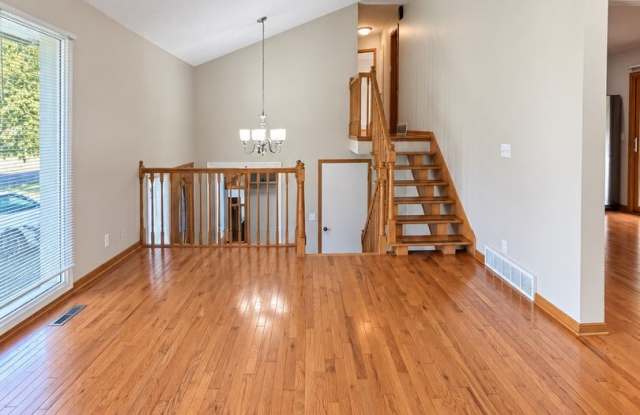 More Space, More Comfort! Welcome Home to La Vista! Gallery 3