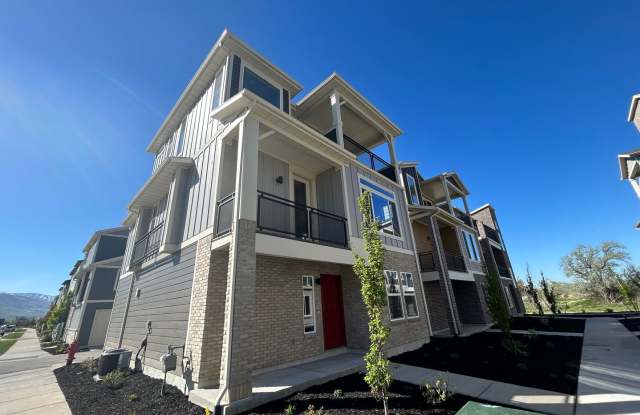 3 Bedroom 3 Bathroom Home in Farmington Utah! photos photos